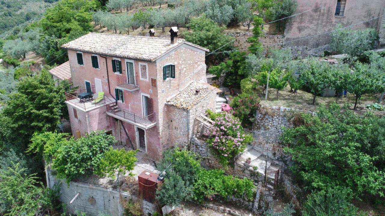 Villa Rurale Nei Pressi Castello Campello sul Clitunno Exterior photo